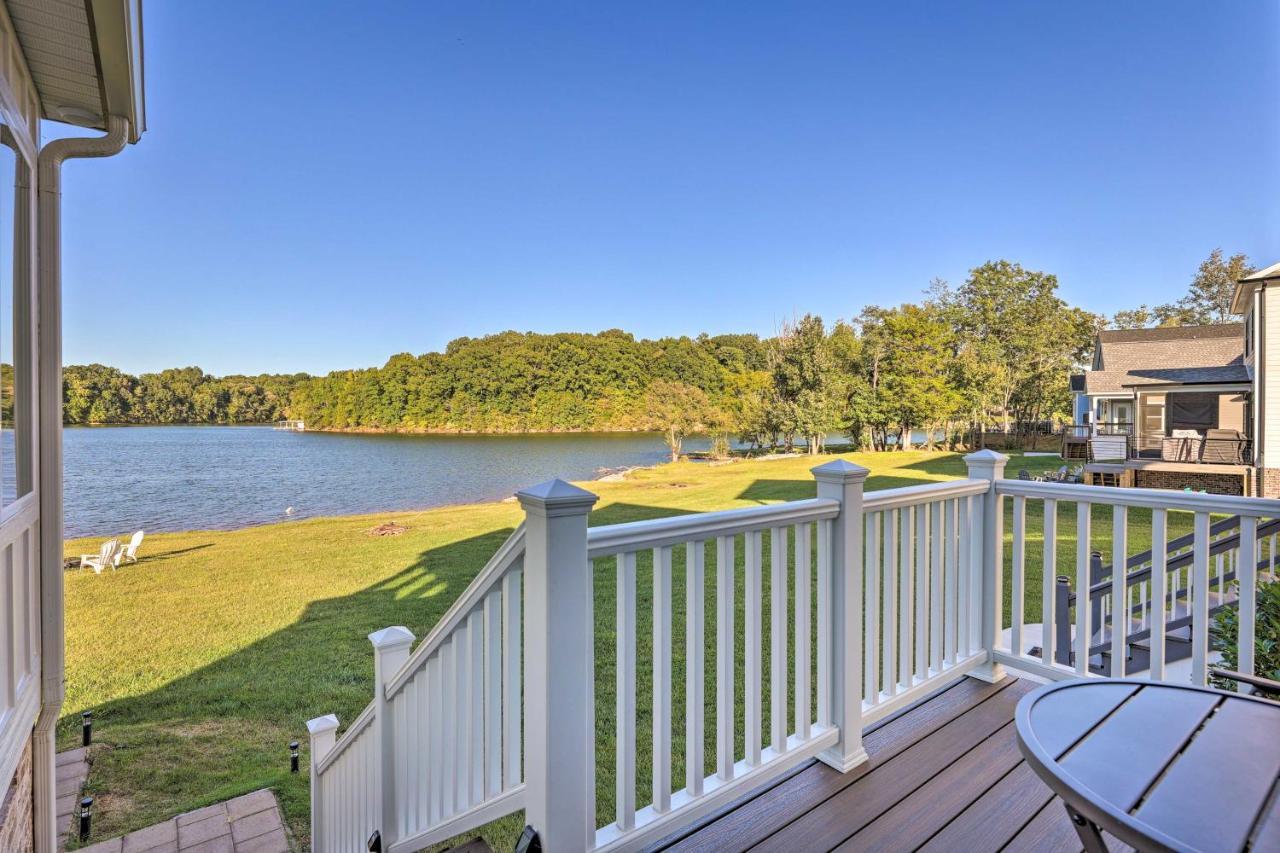 Waterfront Oasis On Tims Ford Lake Poolandkayak! Winchester Luaran gambar